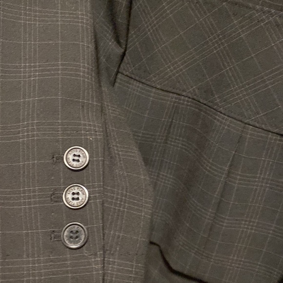 Anne Klein Skirt Suit Size 12 - Picture 13 of 14